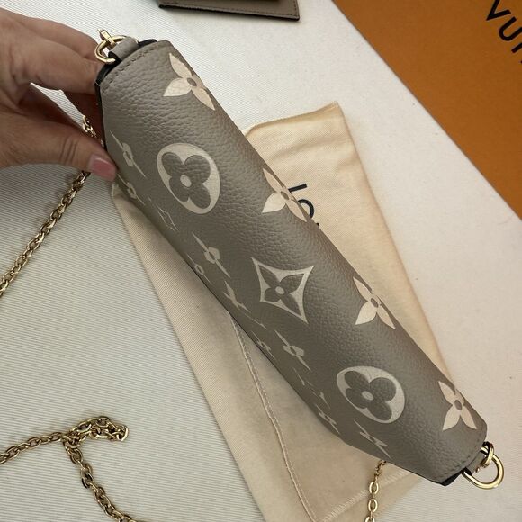 Auth Louis Vuitton Felicie Pochette Bicolor Monogram Empreinte Leather Dove Gray - Picture 6 of 16